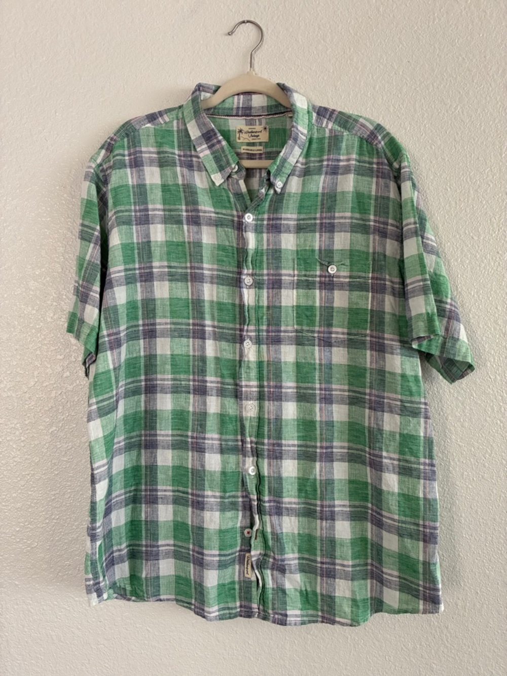 Casual Green Plaid Button-Up Shirt - Lightweight Short Sleeve